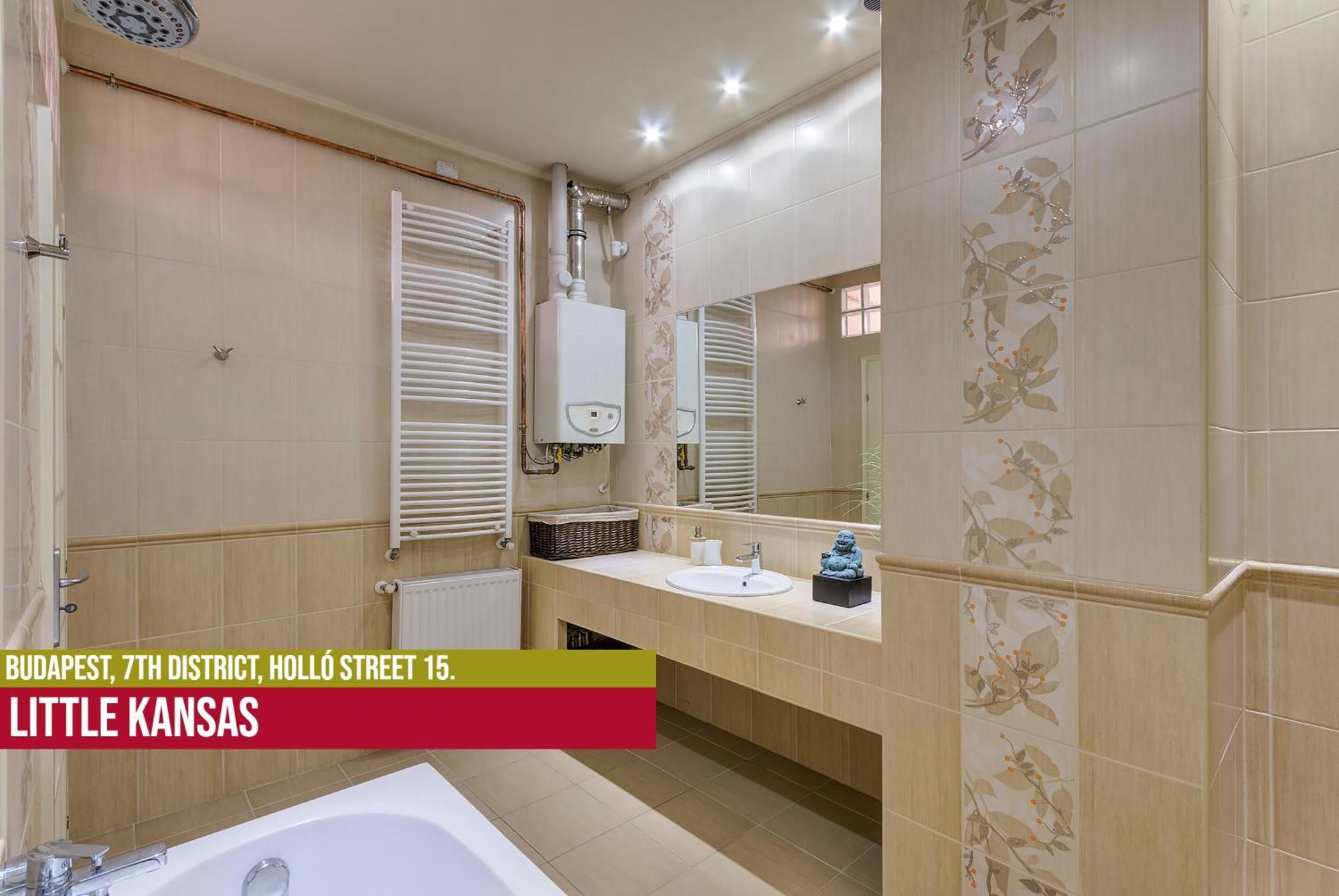 Little Americas Metropolitan Apartments Budapest Ngoại thất bức ảnh