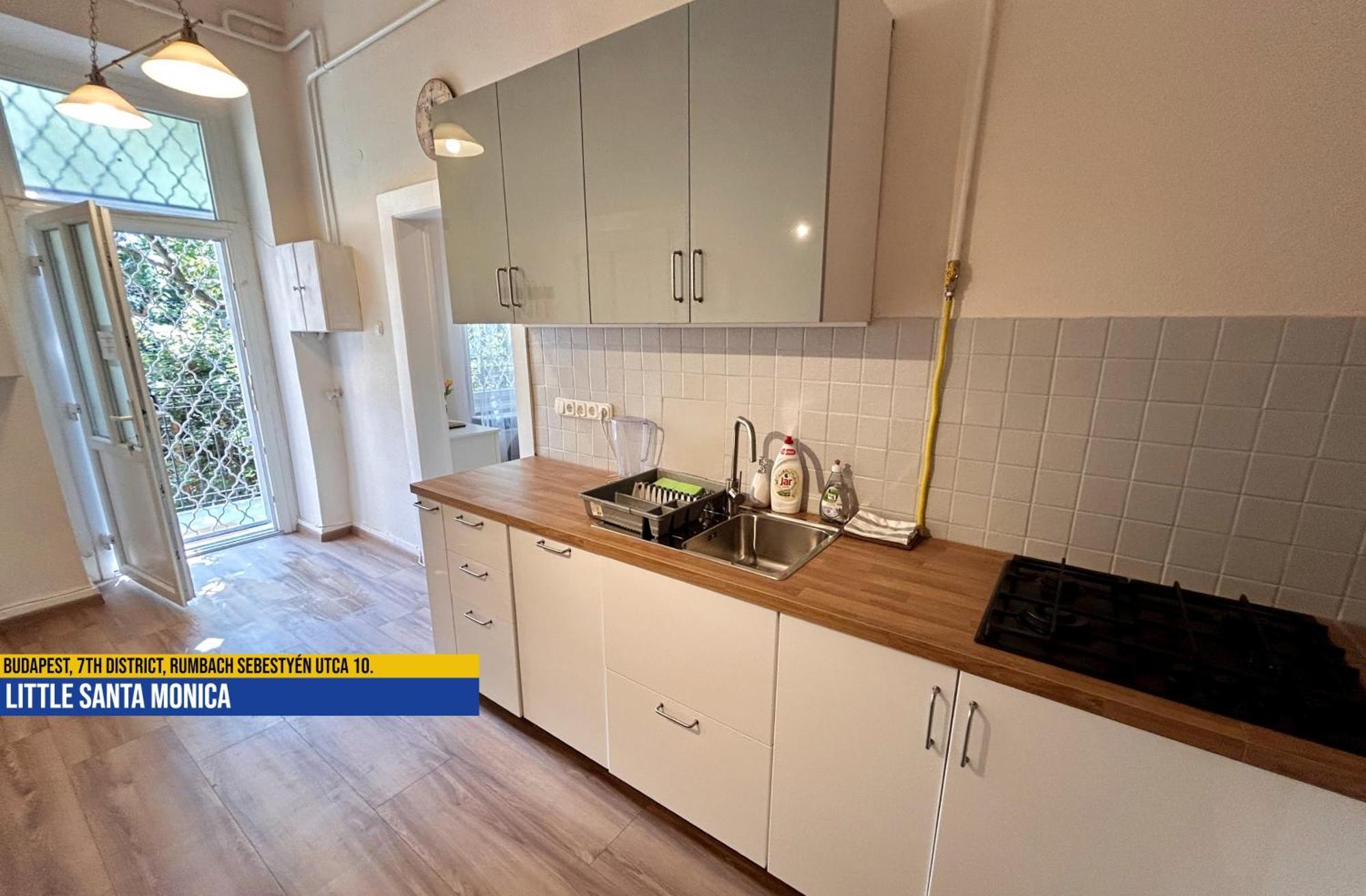 Little Americas Metropolitan Apartments Budapest Ngoại thất bức ảnh